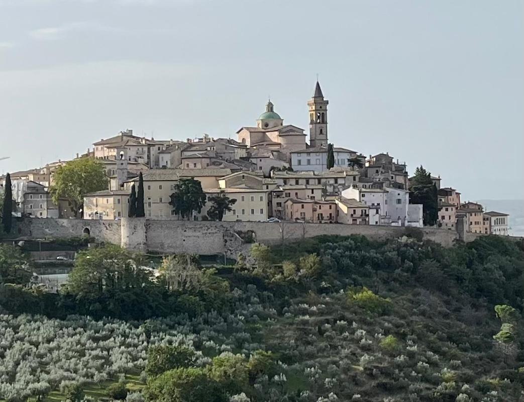 La Casetta Trevi Bagian luar foto
